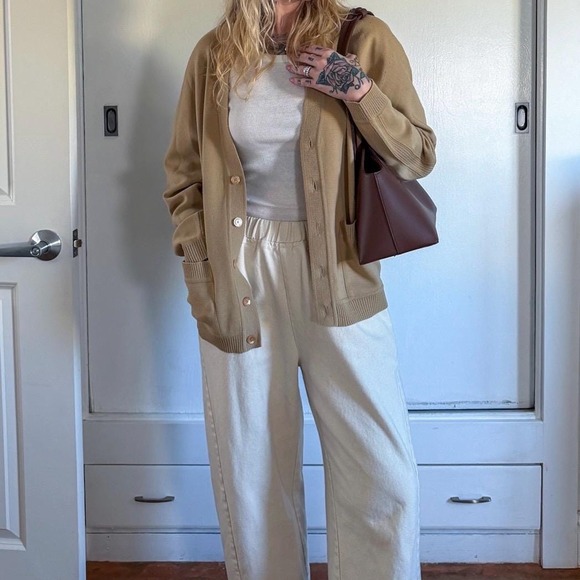 Vintage 1960s tan button up cardigan - Picture 3 of 7